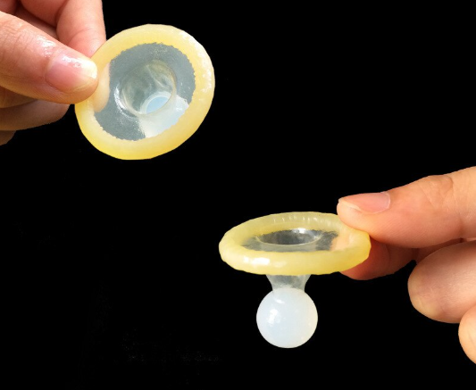 Презерватив OLO з вусиками + кулька "Kirin Spiny condom" (1 презератив + 1 кулька)