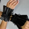 Плісовані манжети-наручники зі шкірозамінника
